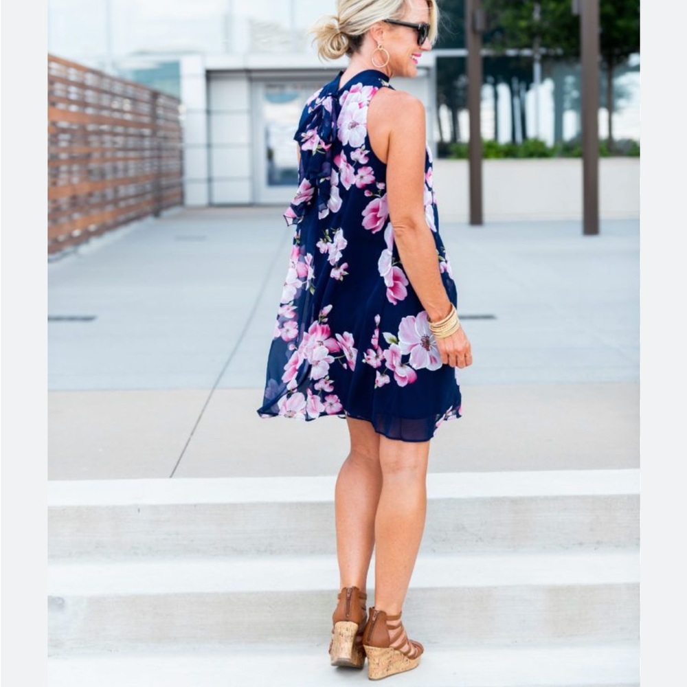 Robbie Bee Floral Navy Dress Size 16 - Picture 2 of 9